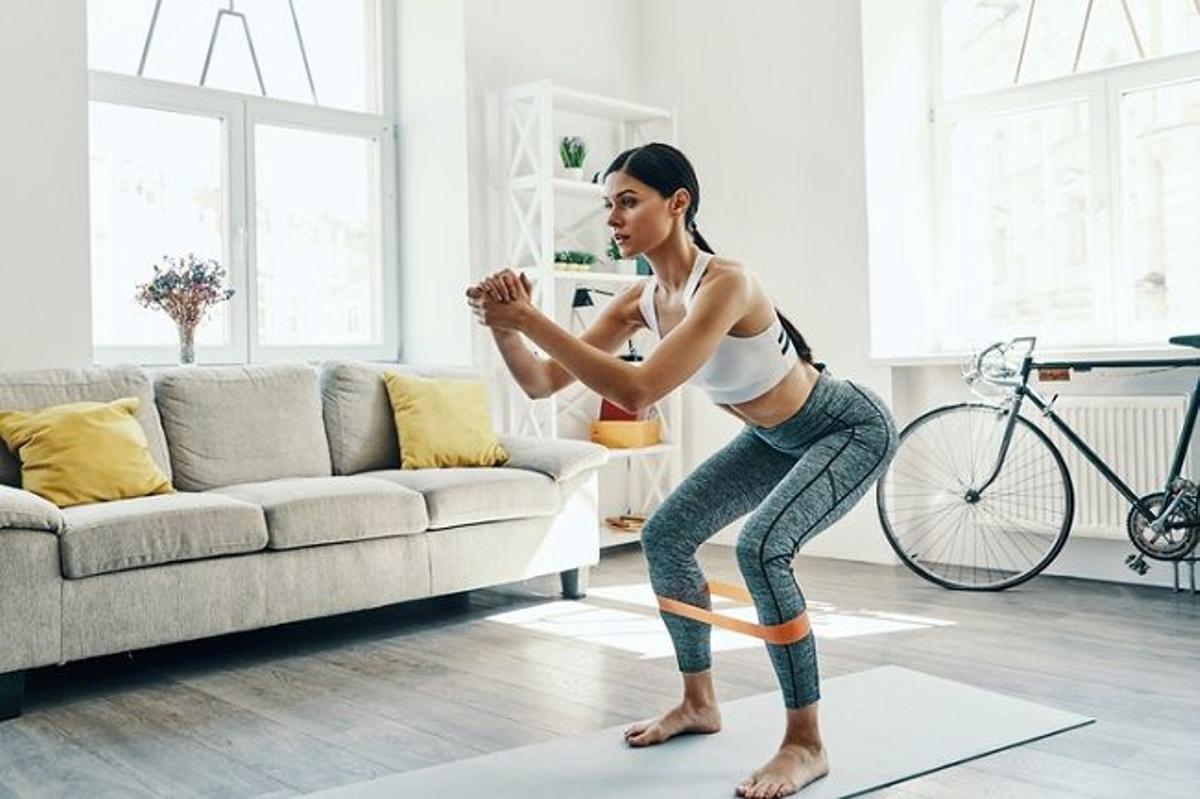 Los mejores ejercicios de Tabata para mujeres en casa - ¡Te