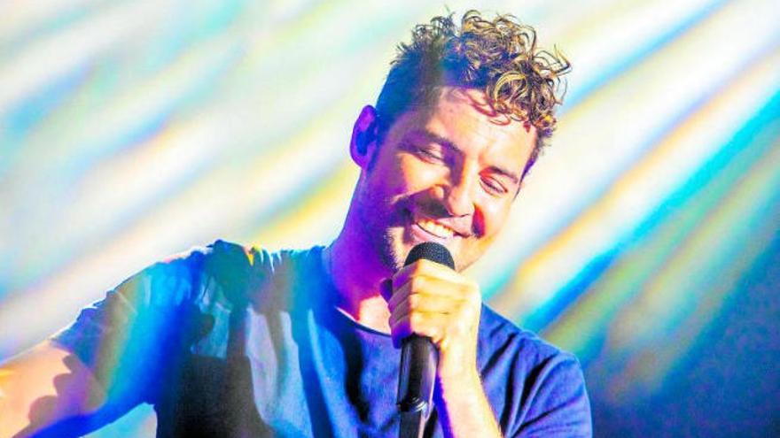 David Bisbal, durante un concierto.