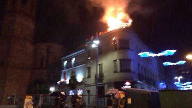 Imagen del reloj incendiado.