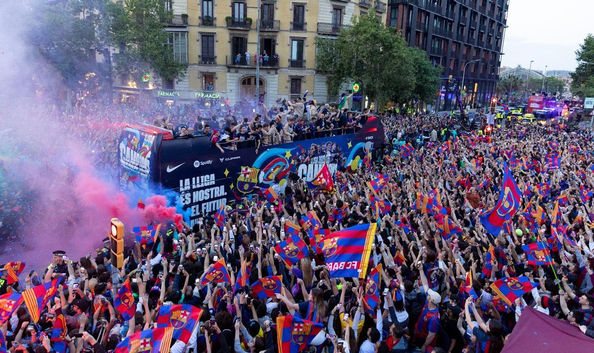 La Rúa del Barça, en imágenes: Lo que no se ha visto por TV La Rúa del Barça, en imágenes: Lo que no se ha visto por TV