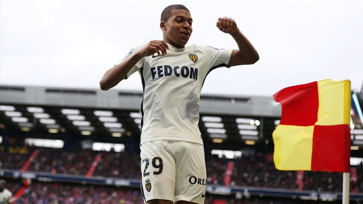 Kylian Mbappé volvió a ser decisivo en la victoria del Mónaco, esta vez en Caen