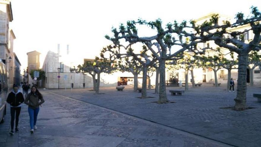 La plaza de Viriato a primera hora de la mañana.