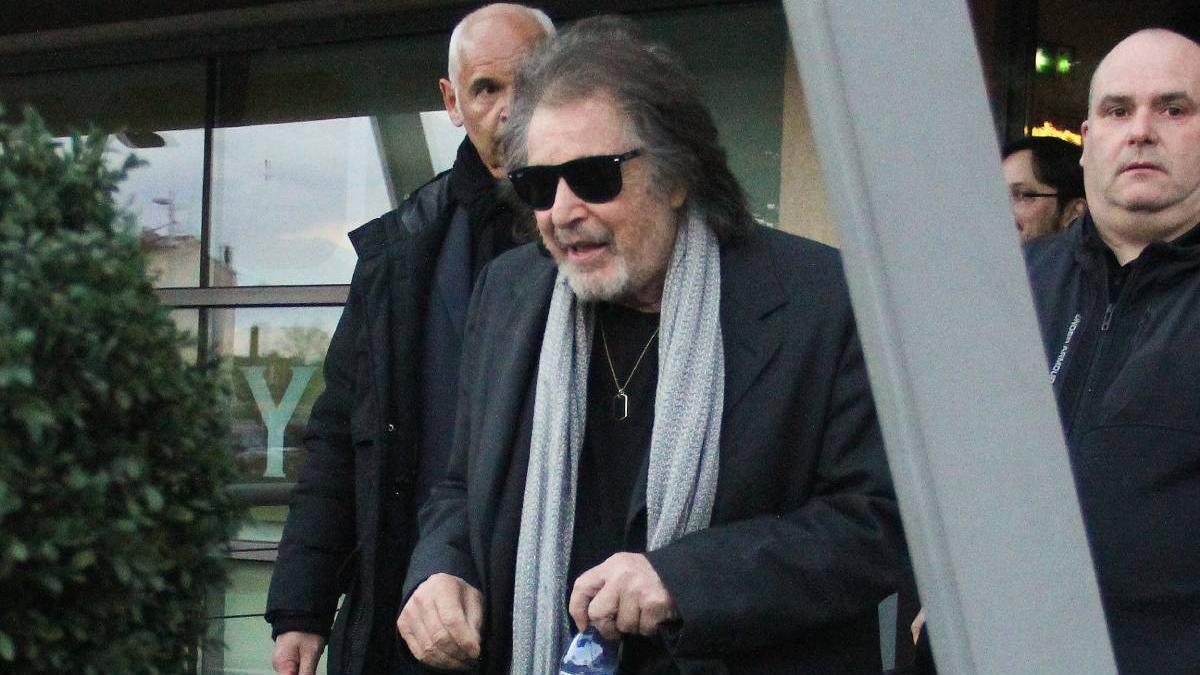 Al Pacino, esto es muy raruno: se entera el último del embarazo de su novia