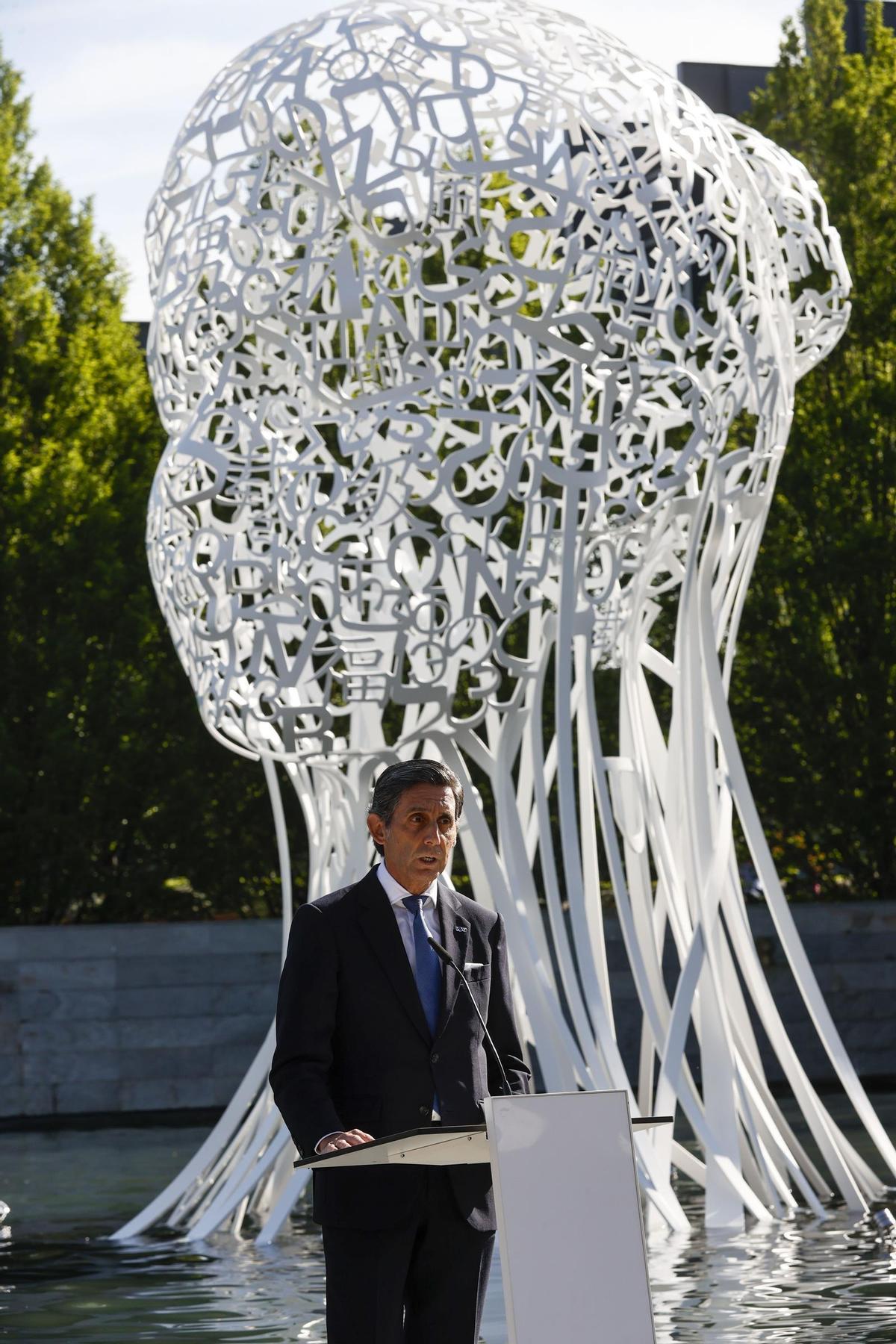 Nueva escultura del artista Jaume Plensa en Madrid