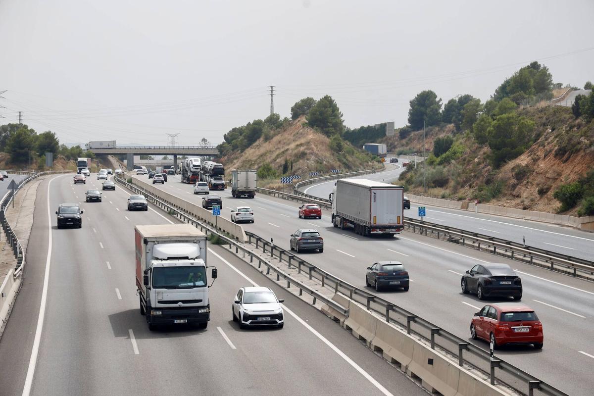 Valencia. VLC. La carretera A7 a la altura de La Cañada tiene el radar que más multa de España