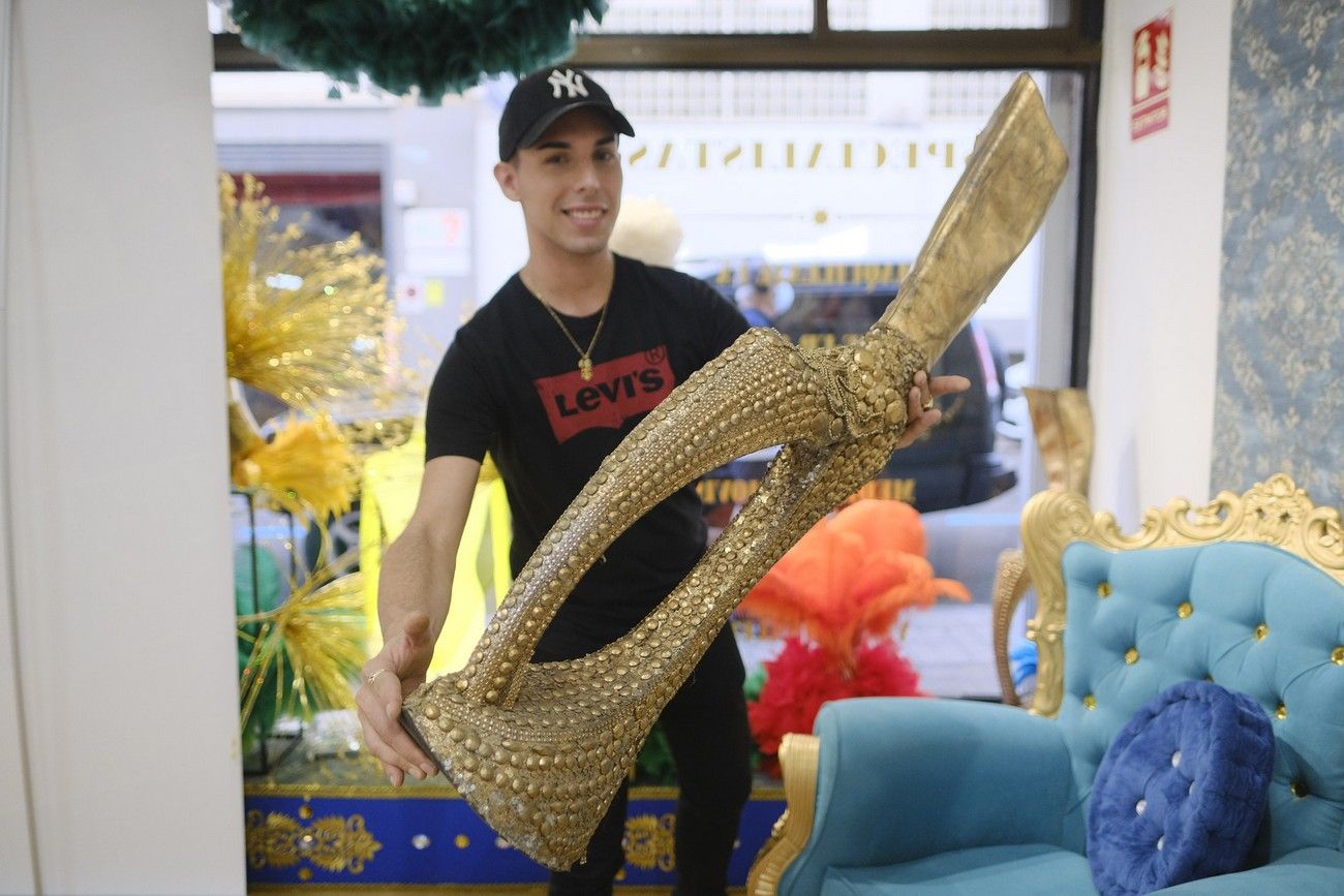 La primera tienda sólo de complementos para Carnaval de Canarias