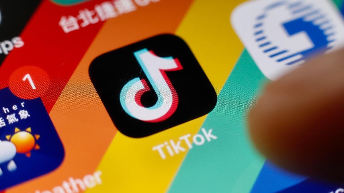 TikTok se enfrenta a una denuncia millonaria por parte de la OCU
