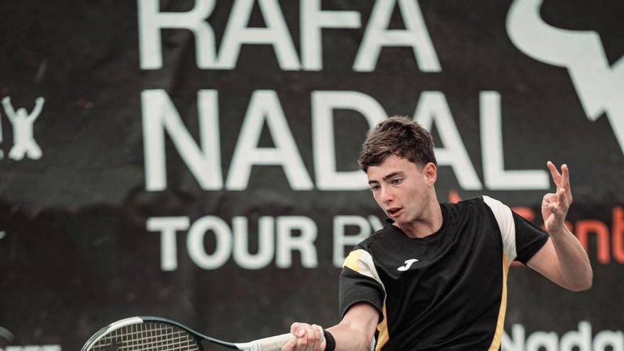 Seis jóvenes tenistas canarios brillan en el Rafa Nadal Tour by Santander Gran Canaria y se meten en semifinales