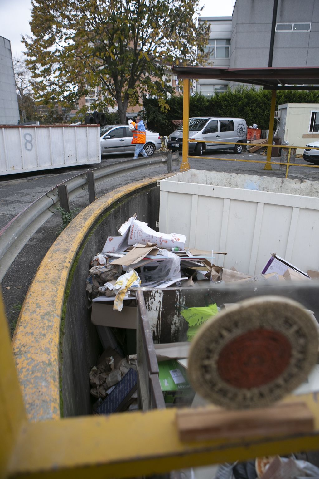 Los puntos limpios, pastos del abandono