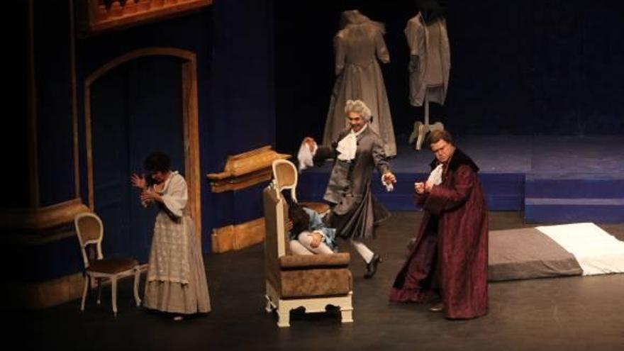 Imagen de la ópera «Las bodas de Fígaro» ofrecida recientemente en el Teatro Calderón.