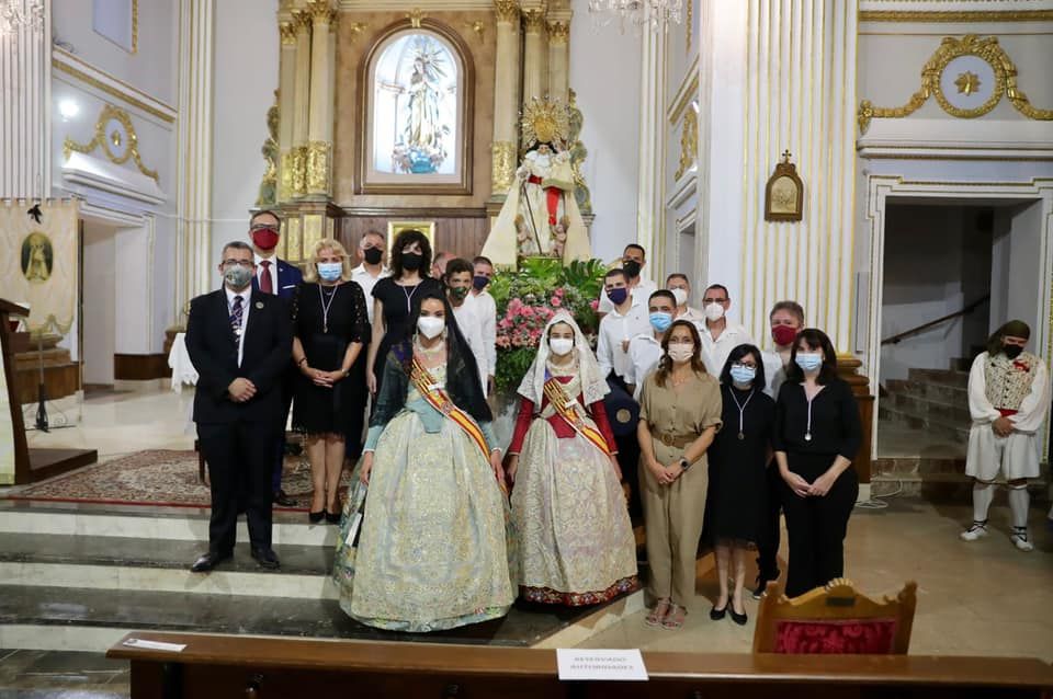 Las falleras mayores de València vuelven en las fiestas de Navajas