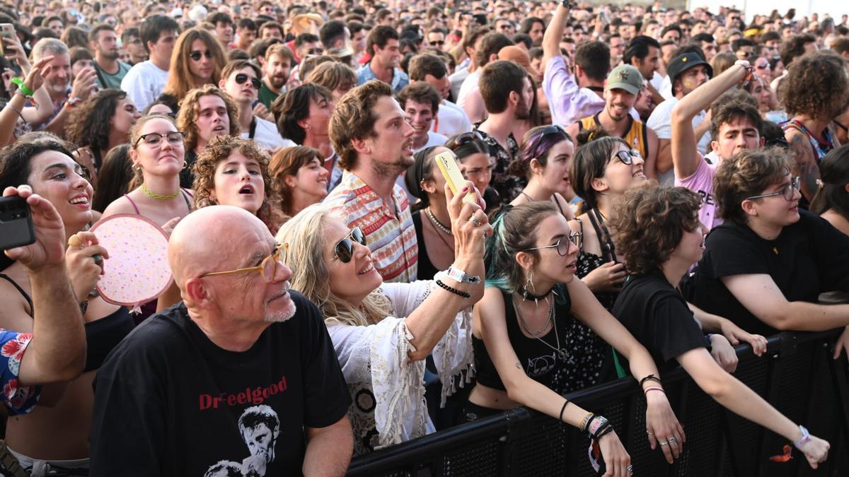 Alfredo Duro, en primer plano en el concierto de este sábado de Carolina Durante en el FIB.