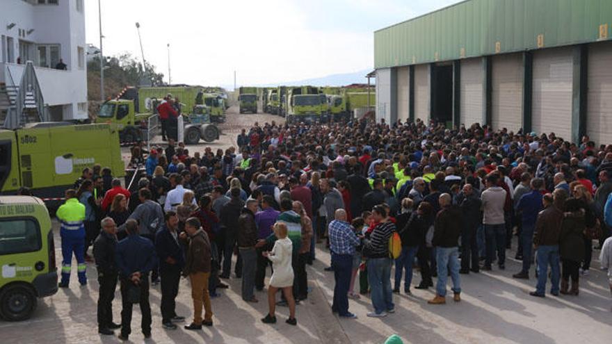 Más de 600 trabajadores participaron en la asamblea.