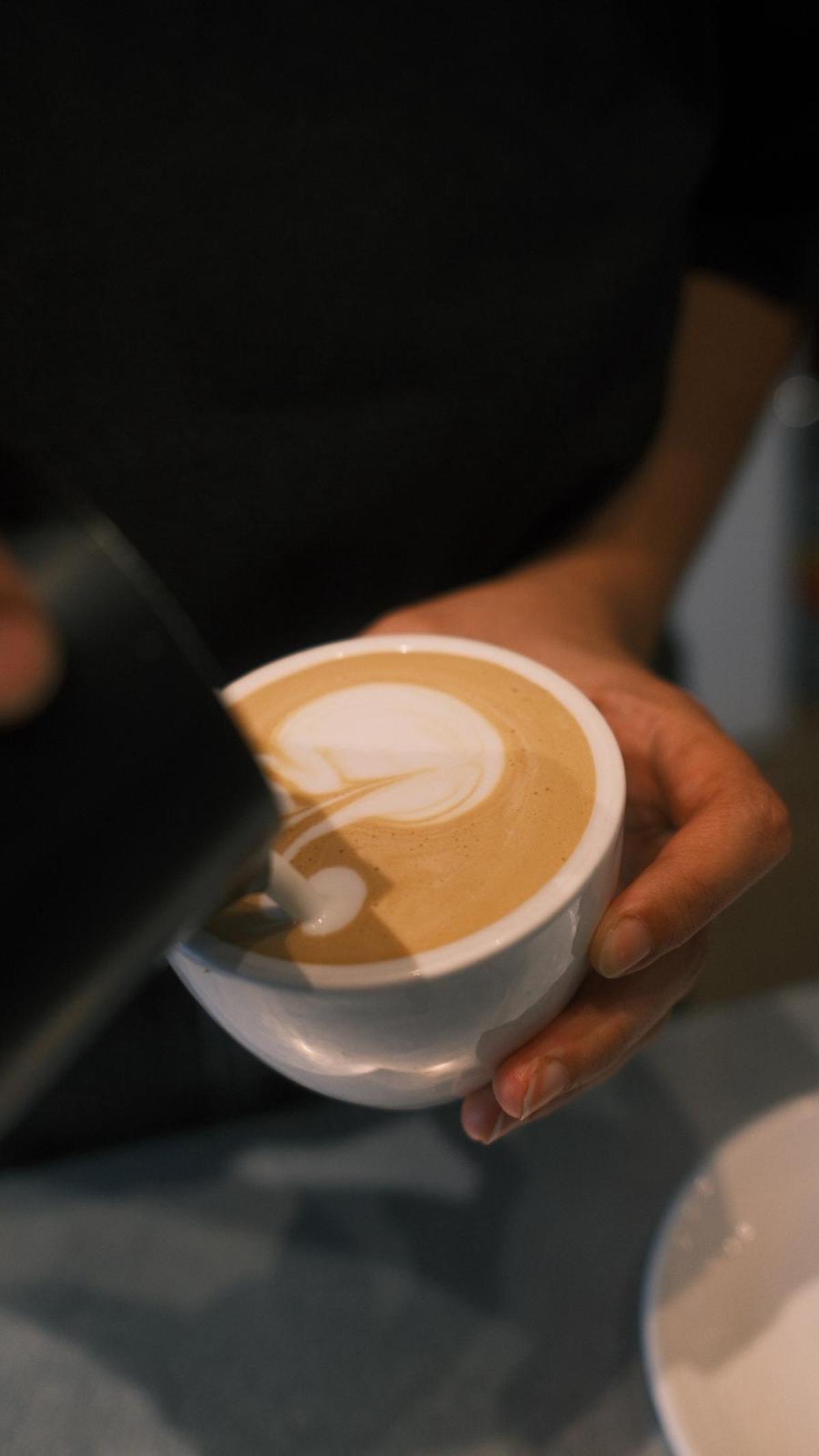 Diez cafeterías de Mallorca están nominadas a las mejores de España: cuáles son y el mapa donde encontrarlas