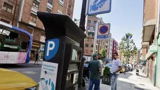 La zona azul de Oviedo recauda más que nunca pese a la caída del número de usuarios: este es el motivo