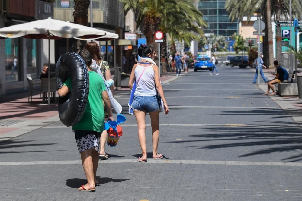 La fase 2 vuelve a llenar de vida Las Canteras