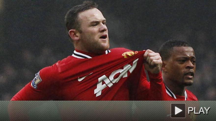 Rooney celebra uno de sus goles.