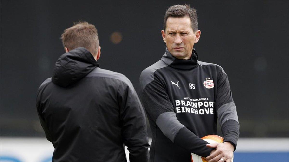 Roger Schmidt, técnico del PSV