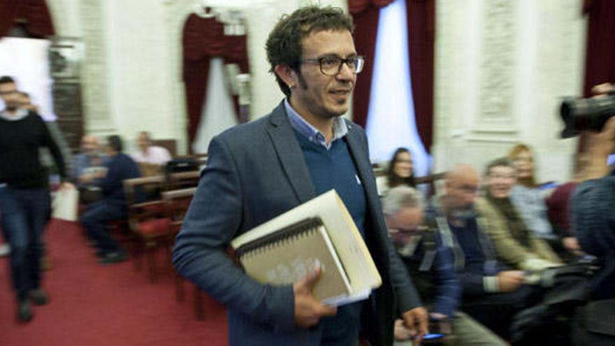 José María González &#039;Kichi&#039;, el 13 en el ayuntamiento de Cádiz