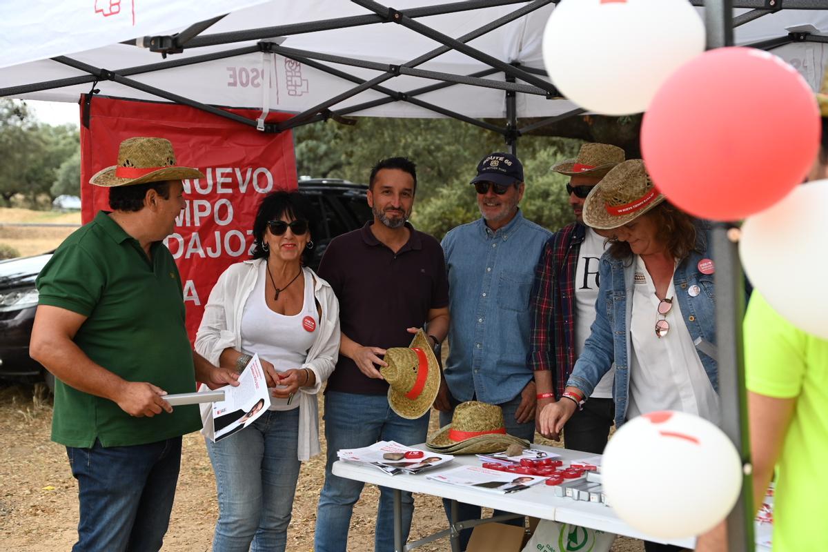 Ricardo Cabezas y sus compañeros en Tres Arroyos.