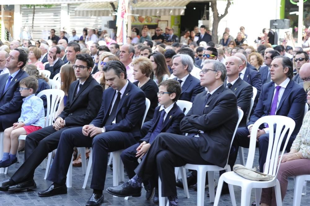 Coronación de la Virgen de la Soledad en la plaza Belluga