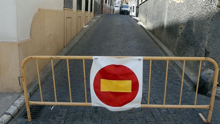 Corte de una calle en Montilla.