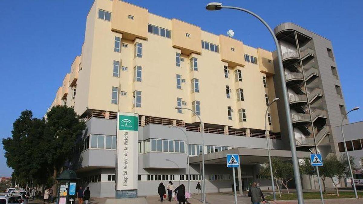 Imagen de archivo de la fachada del Hospital Clínico de Málaga.