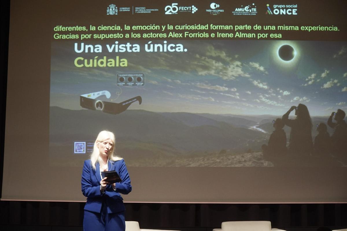 Patty Bonet en la presentación del acto en A Coruña