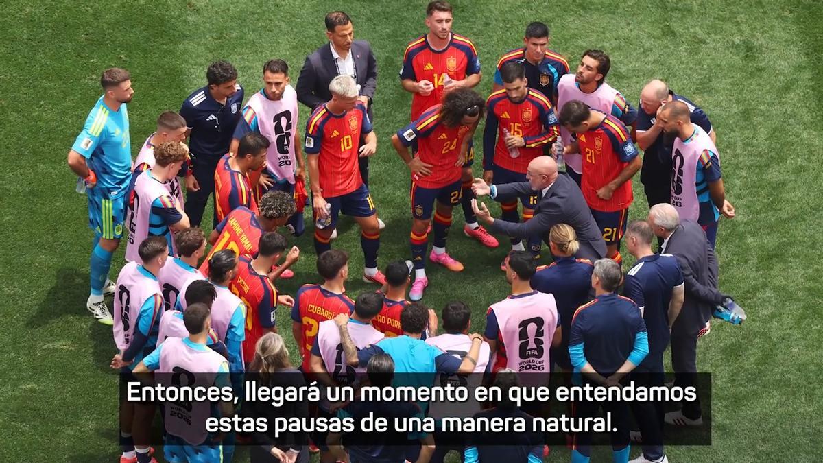 De la Fuente y las pausas de hidratación: "También nos parecían raros los 5 cambios..."