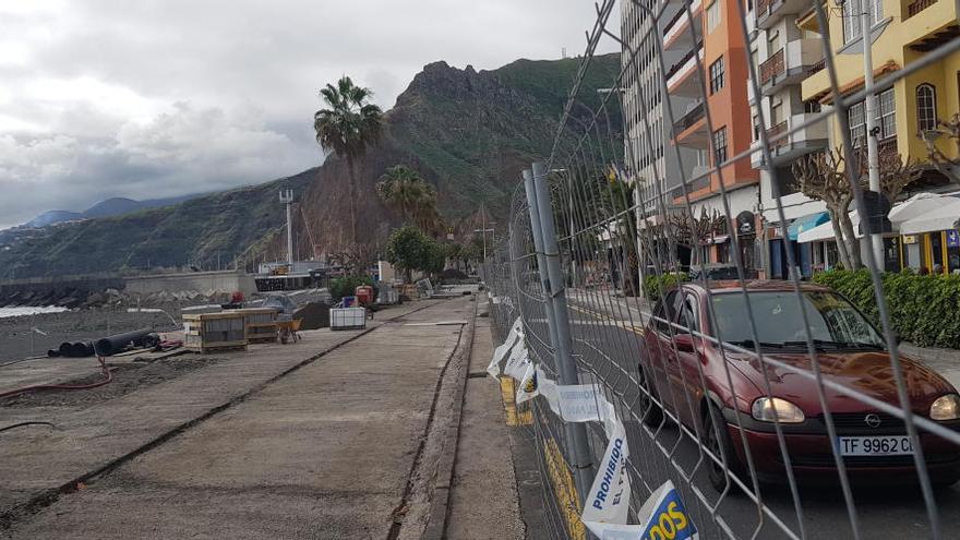 Las obras en la Avenida Marítima comienzan a dibujar un espacio diseñado más para los peatones.