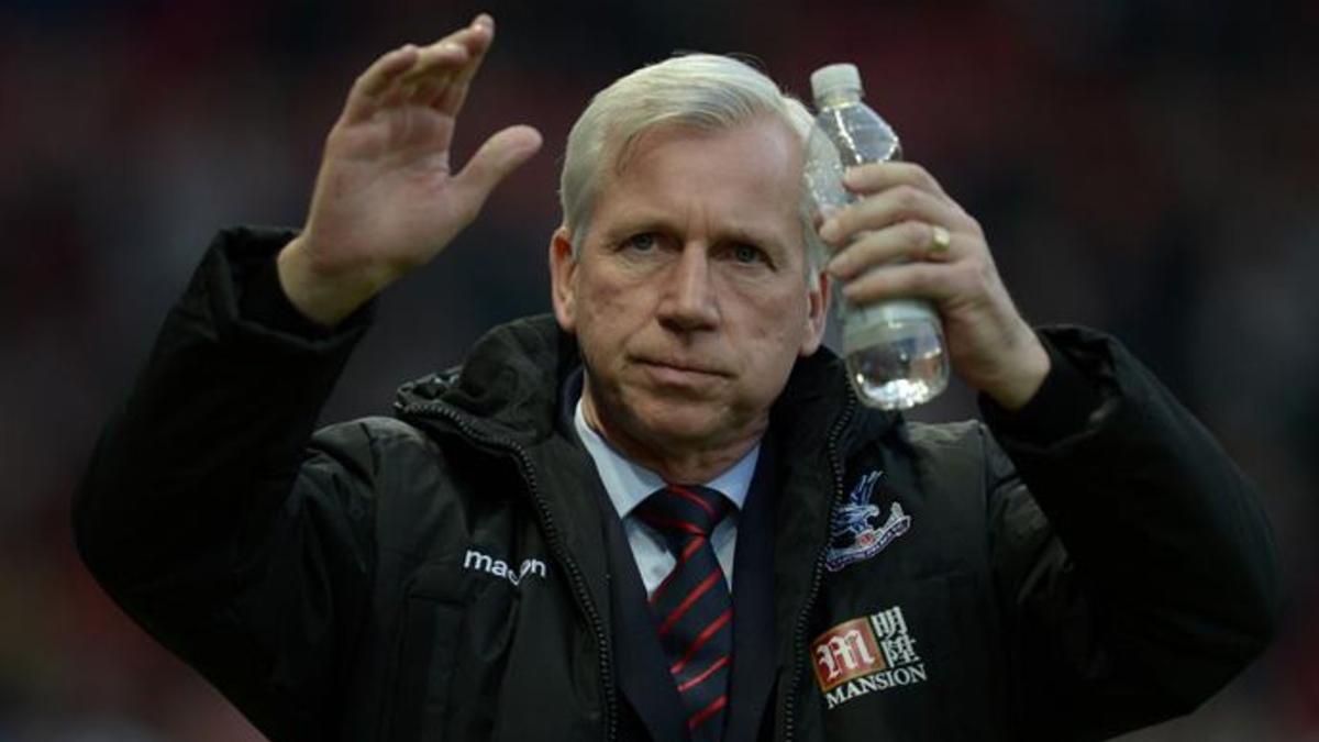 Pardew es el actual entrenador del Crystal Palace