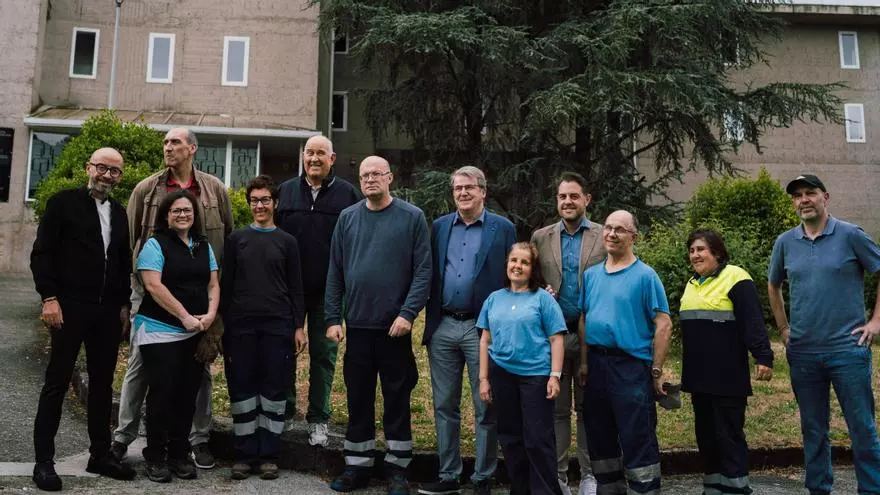 Aspamadis: el equipo de mima los jardines de Ourense y Allariz