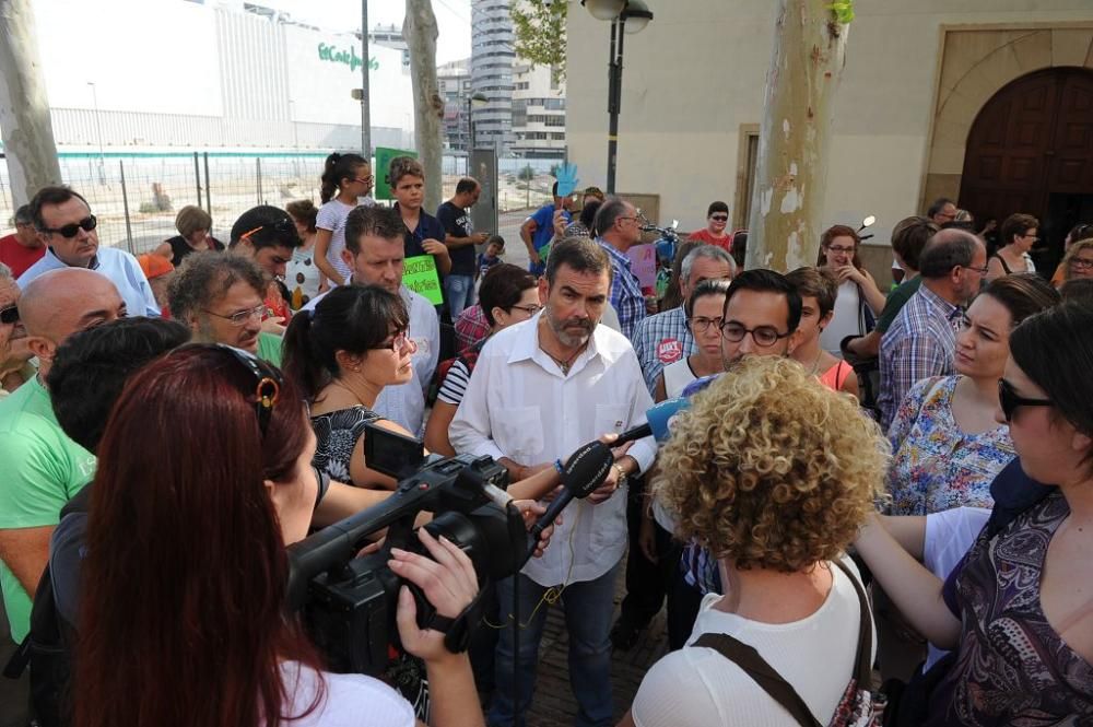 Manifestación de los padres de La Aljorra