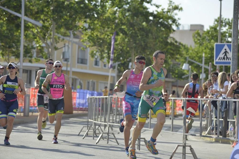 Llegada a la meta del Triatlón Villa de Fuente Álamo