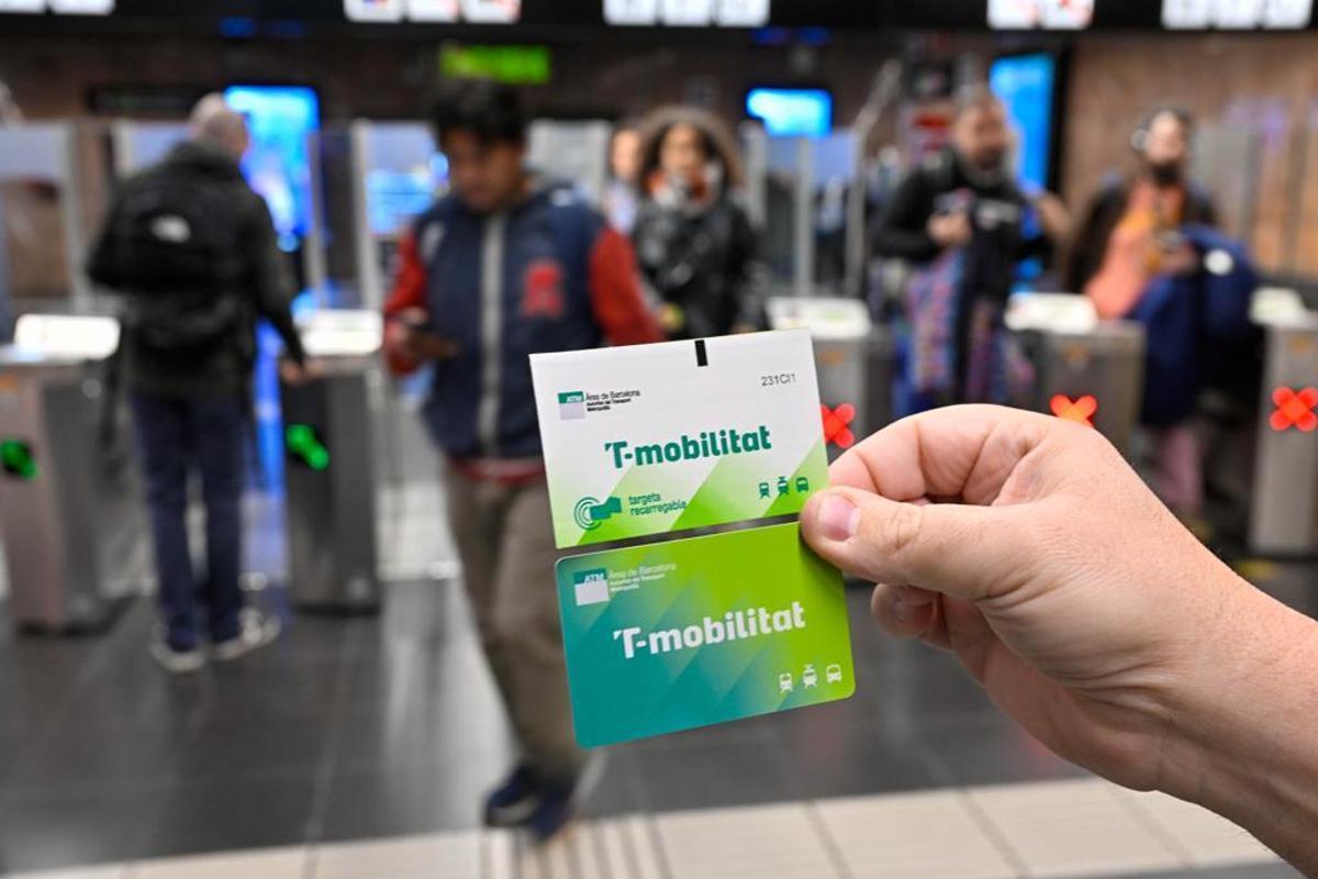 Primer día de tránsito de la T-Usual y la T-Casual hacia la T-Mobilitat