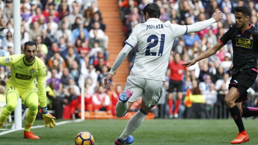 Morata, en una acción del Real Madrid  - Espanyol.