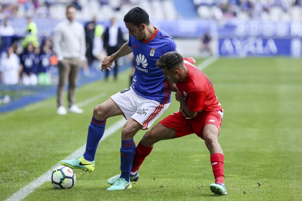 El partido entre el Real Oviedo y el Sevilla Atlético, en imágenes