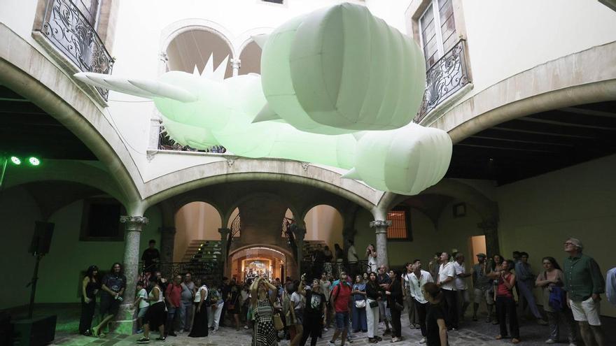 La Nit de l’Art saca músculo en un 30 aniversario multitudinario