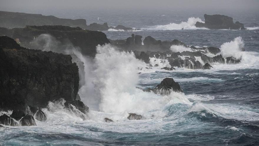DANA en Canarias: Emergencias da por finalizadas las prealertas por nevadas, tormentas y lluvias y siguen los avisos por viento, oleaje y calima