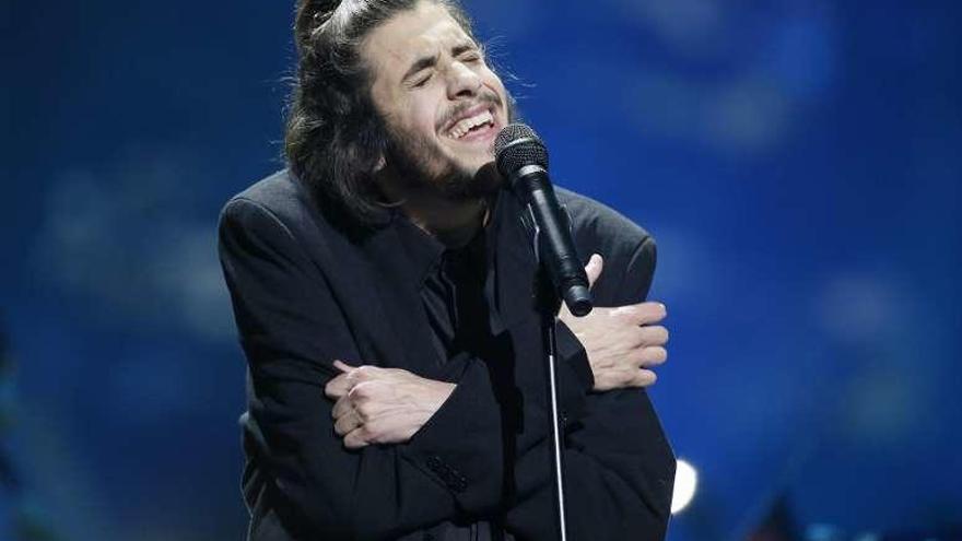 El cantante Salvador Sobral durante una actuación.