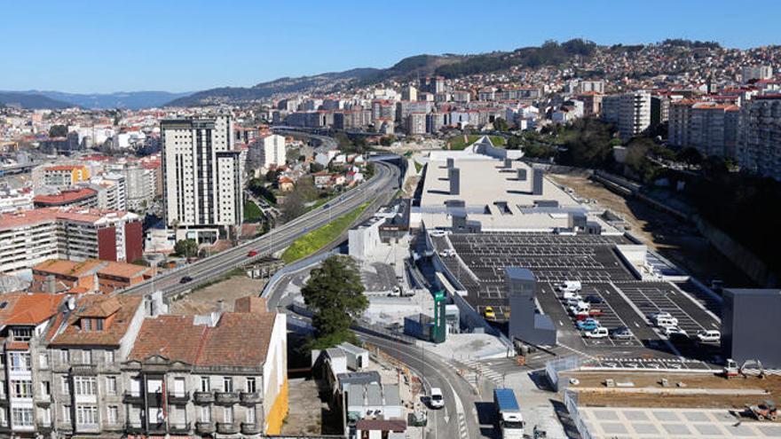 Panorámica de la estación del AVE de Urzáiz.//A. IRAGO