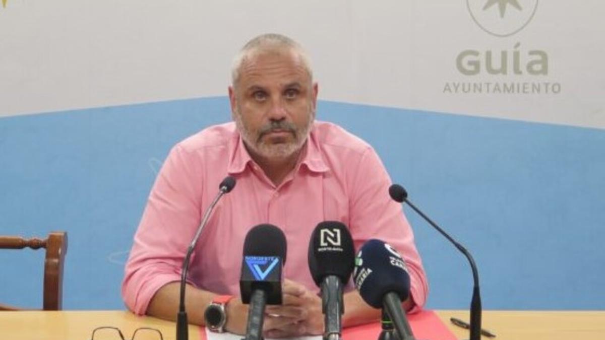 Alfredo Gonçalves Ferreira, ayer jueves, durante su comparecencia en el Ayuntamiento de Guía