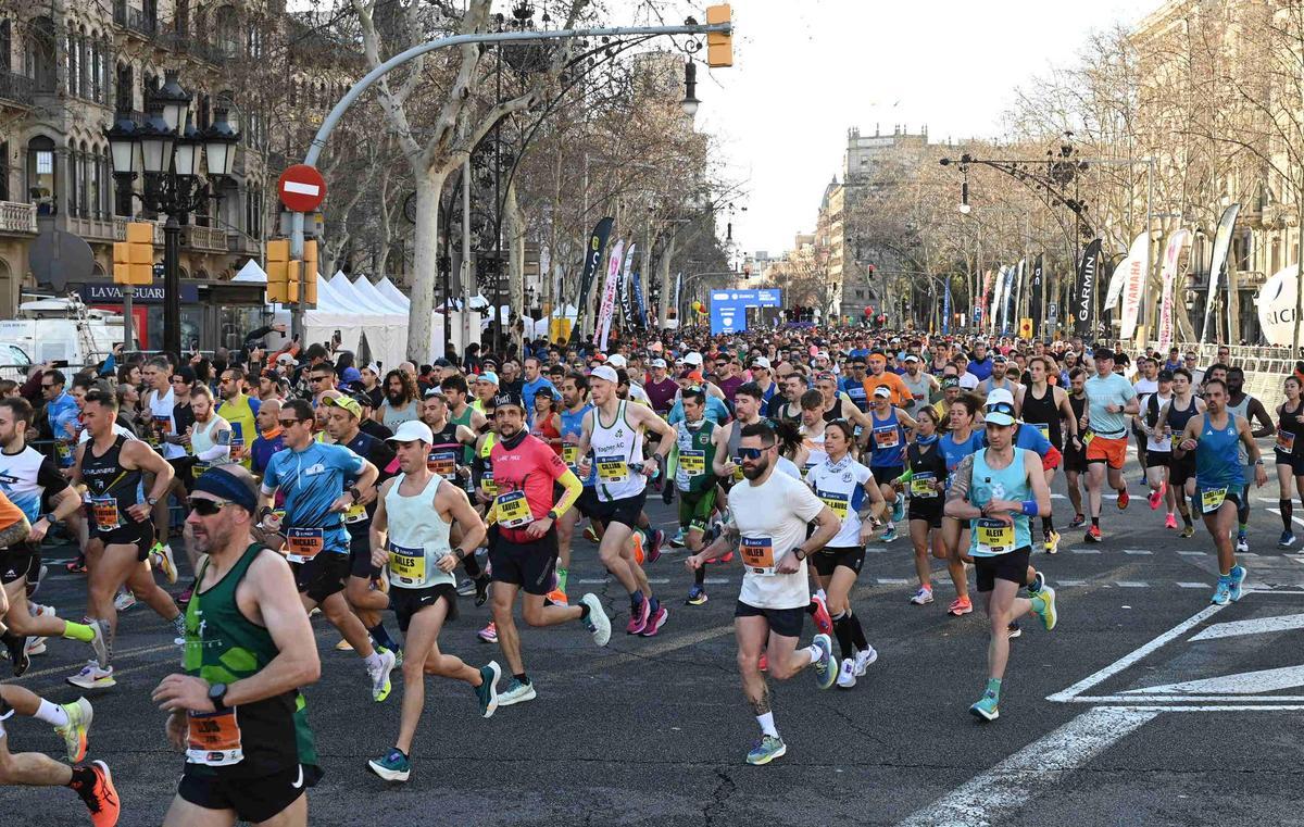 ¿Has participado en la Marató de Barcelona 2024? ¡Búscate en las fotos¡