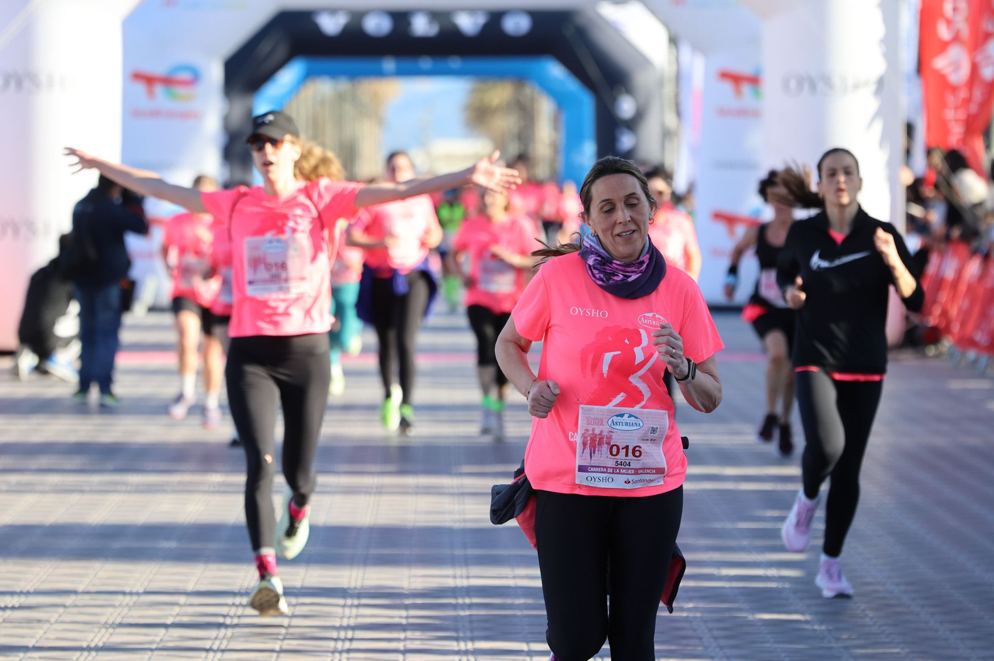 Carrera de la Mujer 2025: Las mejores imágenes del evento