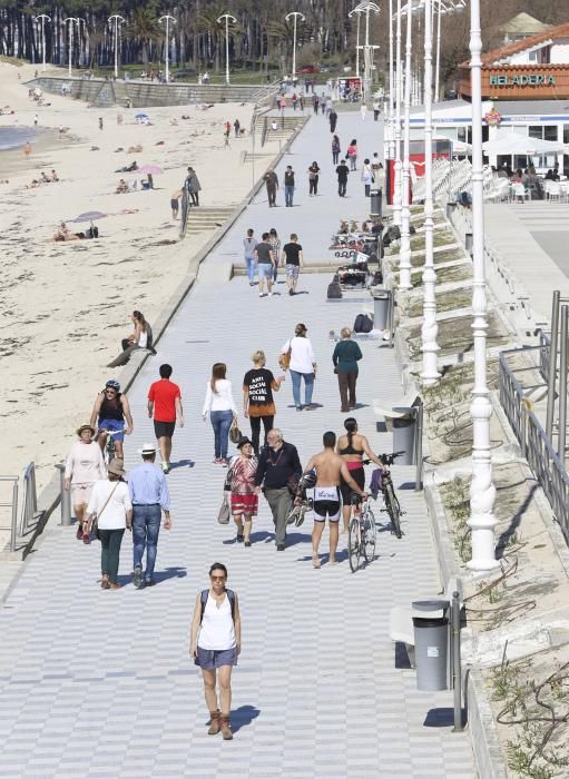 Tiempo veraniego en Samil