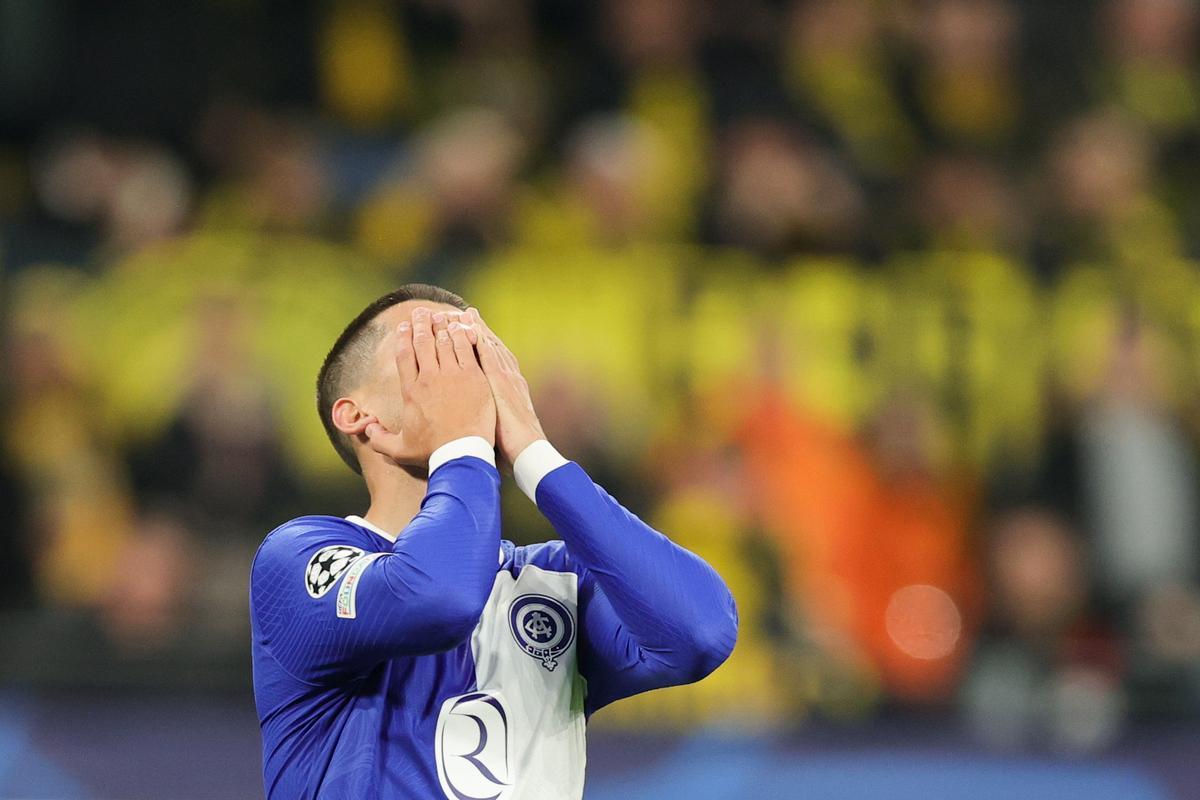 Dortmund (Germany), 16/04/2024.- Atletico's Alvaro Morata reacts during the UEFA Champions League quarter final, 2nd leg match between Borussia Dortmund and Atletico Madrid in Dortmund, Germany, 16 April 2024. (Liga de Campeones, Alemania, Rusia) EFE/EPA/FRIEDEMANN VOGEL