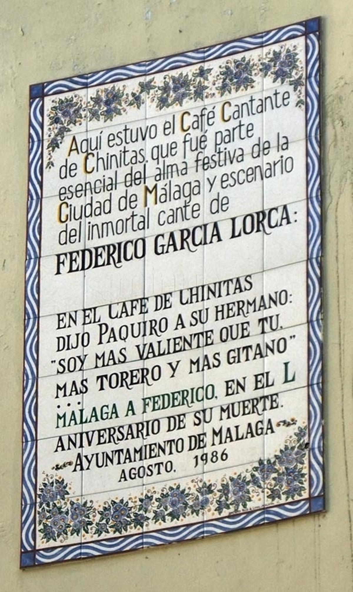 Mosaico que recuerda a Lorca en el pasaje Chinitas