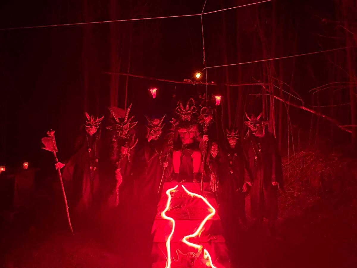 Uno de los puntos de paso de andariegos, en pleno bosque.
