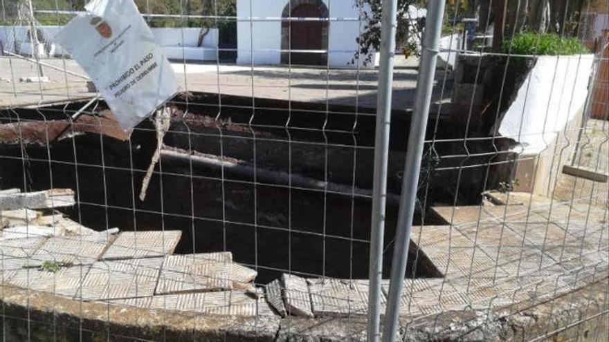 La reforma de una plaza de Tacoronte comienza 3 años después de su hundimiento