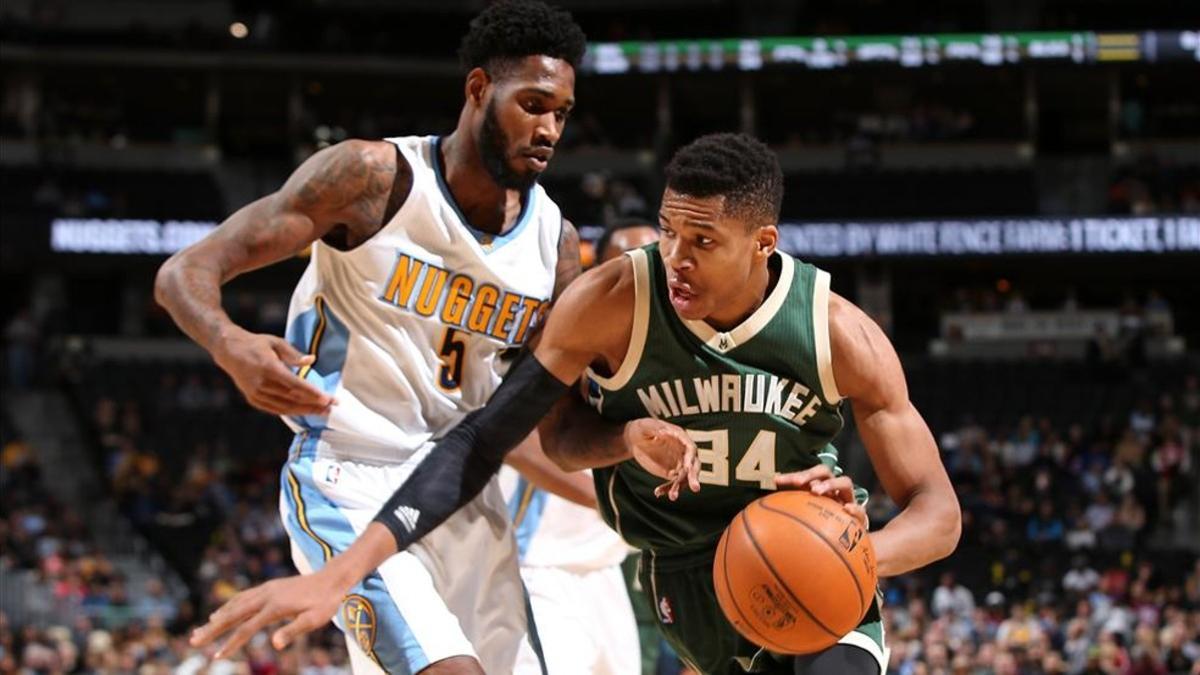 El griego Giannis Antetokounmpo, estrella de Milwaukee Bucks